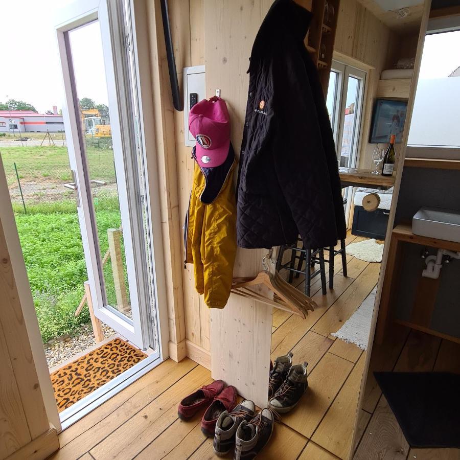 Villa Tiny House Neusiedl an der Zaya Exterior foto