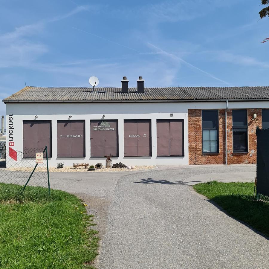 Villa Tiny House Neusiedl an der Zaya Exterior foto